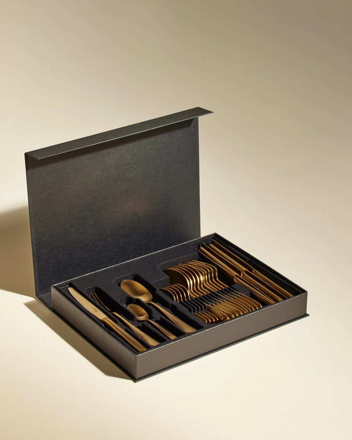 Coffret de Couverts Dorés Couverts Et Ustensiles