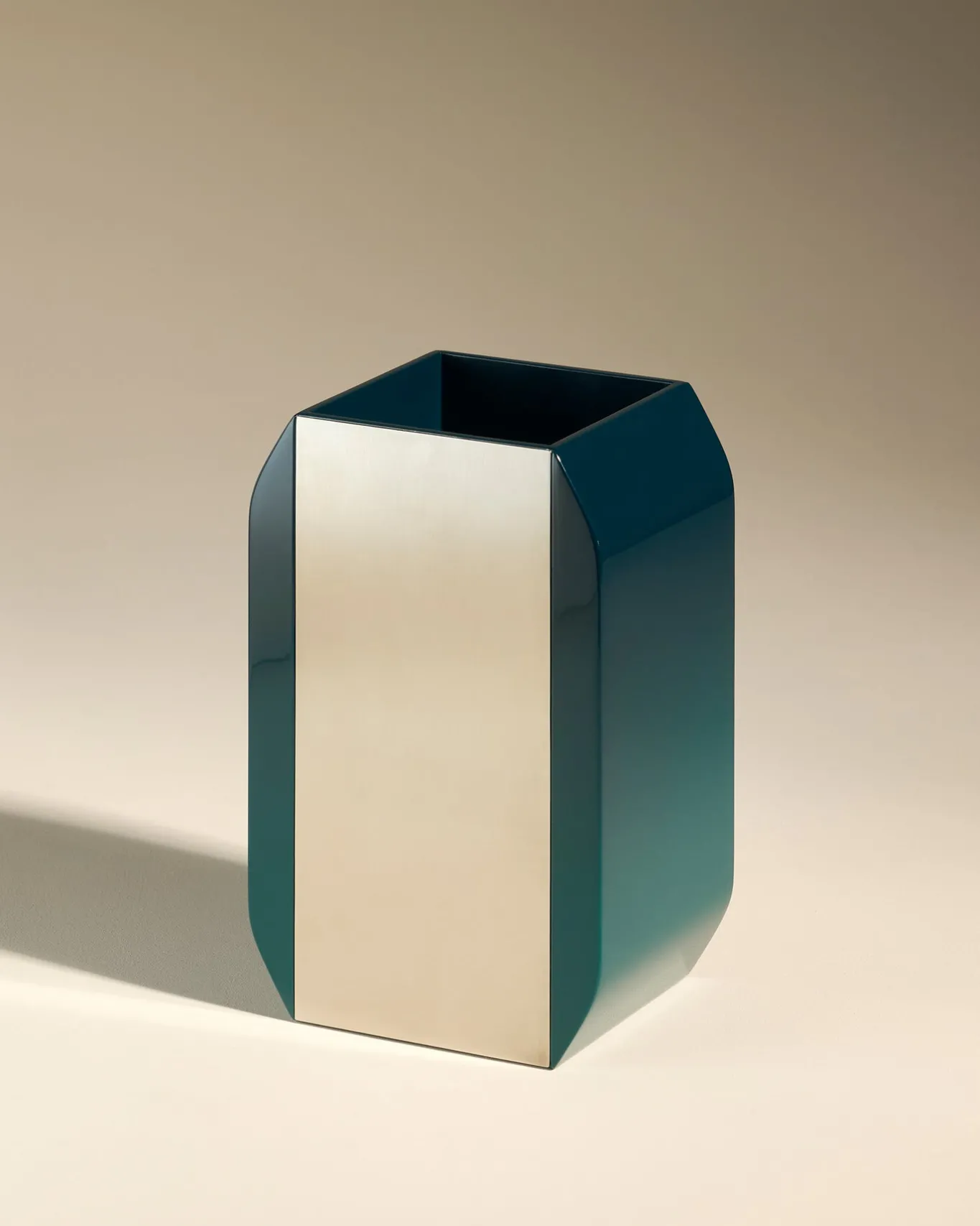 Hot Vase Oscar - Vases